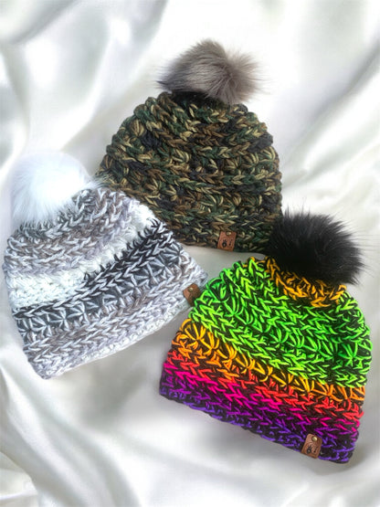 Chunky Star-Flakes Pompom Beanie